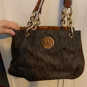 Michael Kors with gold chain- medium bag